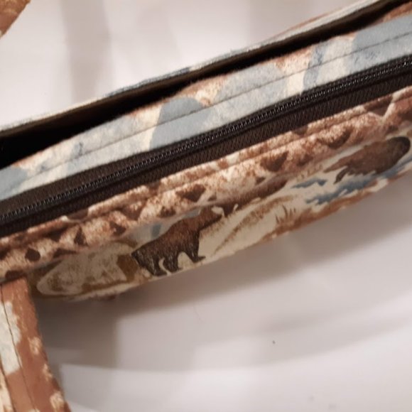 NEW Western Flannel Bear Wild Wyoming print Handbag Purse Double handle Satchel - Picture 4 of 7